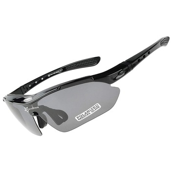 Pachet ochelari ROCKBROS Polarizati ultra usori cu 5 lentile interschimbabile, rama negru Pachet ochelari ROCKBROS Polarizati ultra usori cu 5 lentile interschimbabile, rama negru