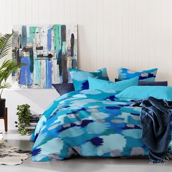 Lenjerie de pat Dormisete Brush v.2 180x215 / 50x70, bumbac 100%, pentru pat 2 persoane, cearceaf uni color turqoaz, 4 piese Lenjerie de pat Dormisete Brush v.2 180x215 / 50x70, bumbac 100%, pentru pat 2 persoane, cearceaf uni color turqoaz, 4 piese