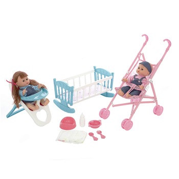 Set M-Toys 2 papusi 35.5 cm, cu scaun de masa, carucior, patut si accesorii Set M-Toys 2 papusi 35.5 cm, cu scaun de masa, carucior, patut si accesorii