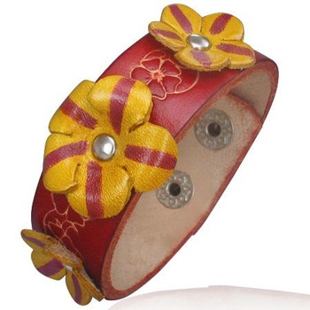 Bratara BeSpecial, BSL1168, Rosu, Piele naturala, Lungime 22 cm Bratara BeSpecial, BSL1168, Rosu, Piele naturala, Lungime 22 cm