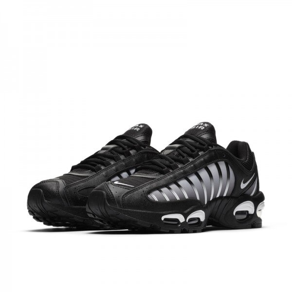 Tailwind hot sale air max