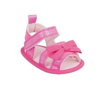 Sandale bebe, roz cu fundita 0-6 luni Sandale bebe, roz cu fundita 0-6 luni