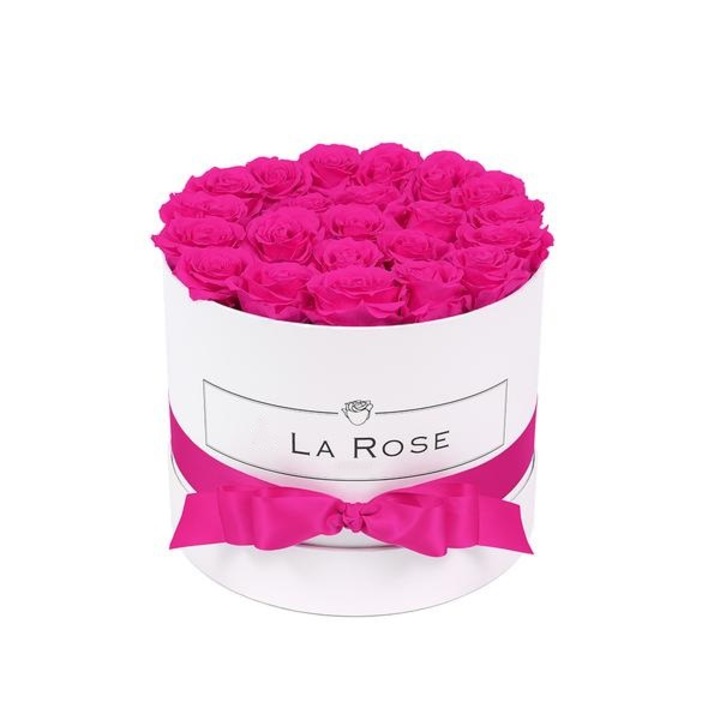 Aranjament floral Trandafiri parfumati, din spuma de sapun, roz, in cutie alba Luxury L Famous Kids