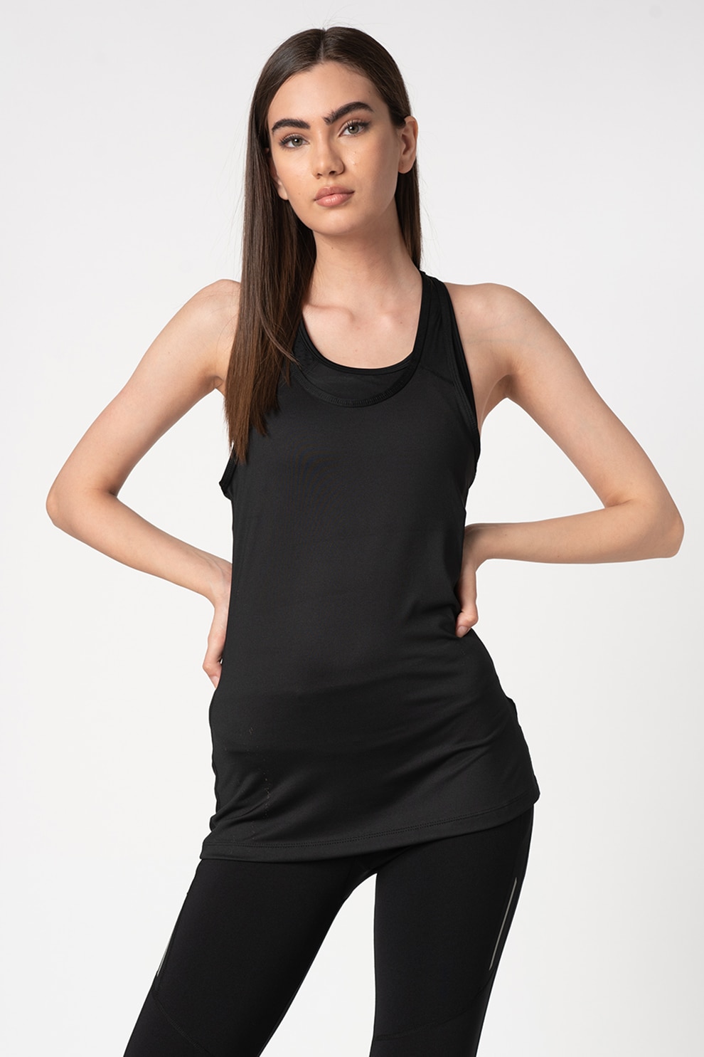 2XU, Top cu decupaj pe partea din spate, pentru antrenament ESSENTIAL, Negru, XL