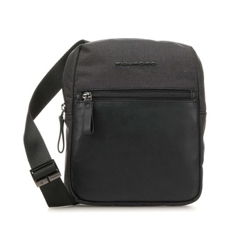 Geanta crossbody pentru barbati Piquadro port iPad mini din tesut si piele naturala CA4481W98/N negru Geanta crossbody pentru barbati Piquadro port iPad mini din tesut si piele naturala CA4481W98/N negru
