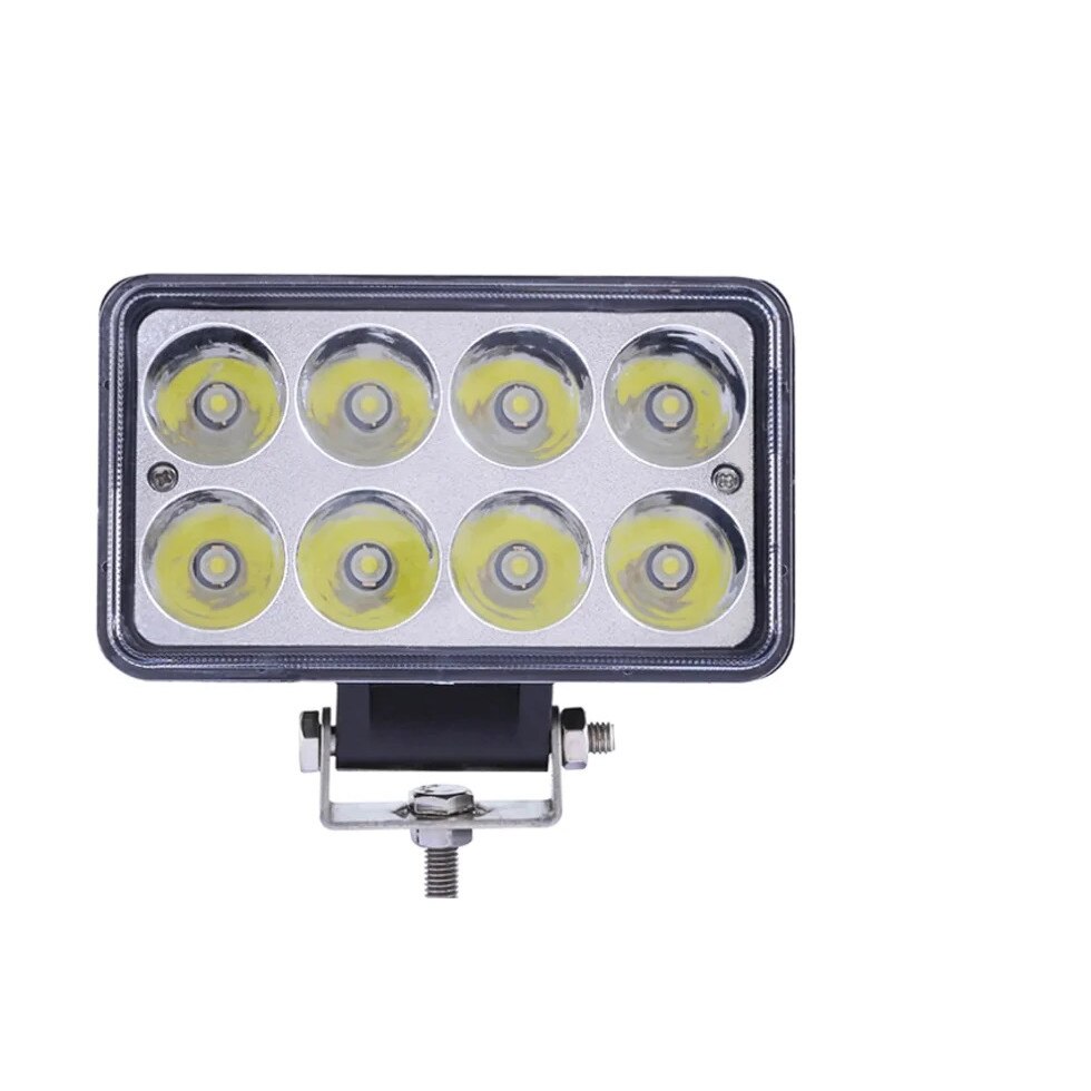 Lampa iluminat 8 leduri 10-30V 24W - unghi radiere 30 de grade tip spot