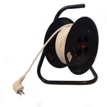 Ruleta cu Derulator Relee Medias 1838MK 15m 3X1.0 Ruleta cu Derulator Relee Medias 1838MK 15m 3X1.0