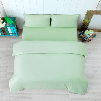 Set Lenjerie pat dublu Yuny Green Mally Home, 100% Bumbac Ranforce, Cearceaf pat 220 x 240 cm, Cearceaf pilota 180 x 200 cm +2 fete de perna 50 x 70 cm, Verde Set Lenjerie pat dublu Yuny Green Mally Home, 100% Bumbac Ranforce, Cearceaf pat 220 x 240 cm, Cearceaf pilota 180 x 200 cm +2 fete de perna 50 x 70 cm, Verde