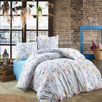 Set Lenjerie pat dublu Studio Casa New Garden of Eden, 100% Bumbac Ranforce, Cearceaf pat 220 x 240 cm, Cearceaf pilota 180 x 200 cm +2 fete de perna 50 x 70 cm Set Lenjerie pat dublu Studio Casa New Garden of Eden, 100% Bumbac Ranforce, Cearceaf pat 220 x 240 cm, Cearceaf pilota 180 x 200 cm +2 fete de perna 50 x 70 cm