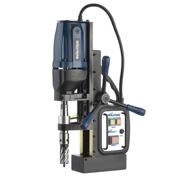Masina de gaurit cu talpa magnetica Evolution 090-0008 EvoMag28 pentru carote Weldon si normale, dimensiune mandrina 13mm cu adaptor mandrina inclus Masina de gaurit cu talpa magnetica Evolution 090-0008 EvoMag28 pentru carote Weldon si normale, dimensiune mandrina 13mm cu adaptor mandrina inclus