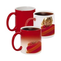Cana personalizata termosensibila rosie cu poza sau text, 300 ml