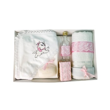 Trusou botez complet, brodat Pisicuta Trusou botez complet, brodat Pisicuta