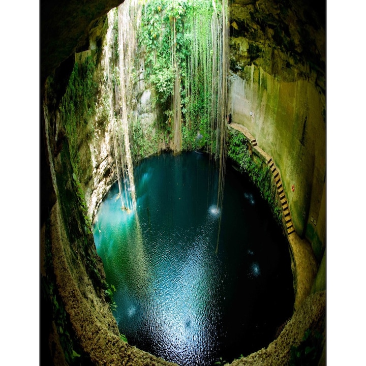 Öntapadós tapéta Tó a mélyből, 150 x 205 cm