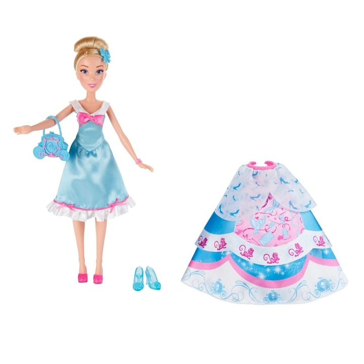 Papusa Hasbro Cenusareasa cu Rochita Fashion