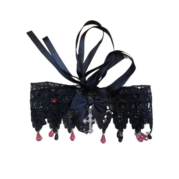 Colier gotic, Smiffy