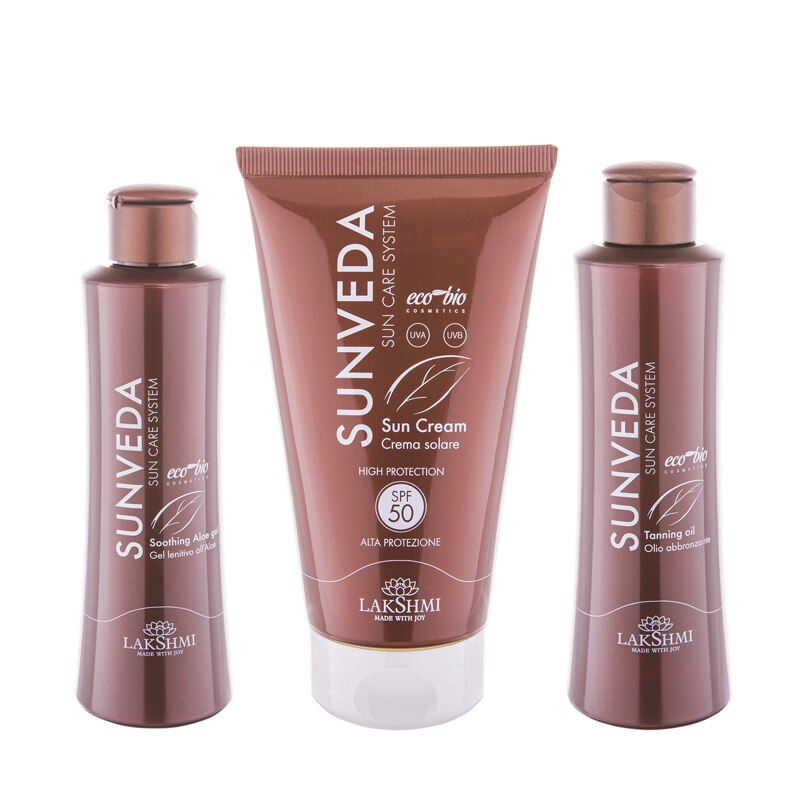 Set 3 produse bio organice protectie solara si ingrijirea pielii dupa soare, Lakshmi, crema cu protectie solara mare 50spf 150ml, ulei acceleator bronzare naturala 200ml si gelul calmant cu aloe vera dupa bronzat 200ml