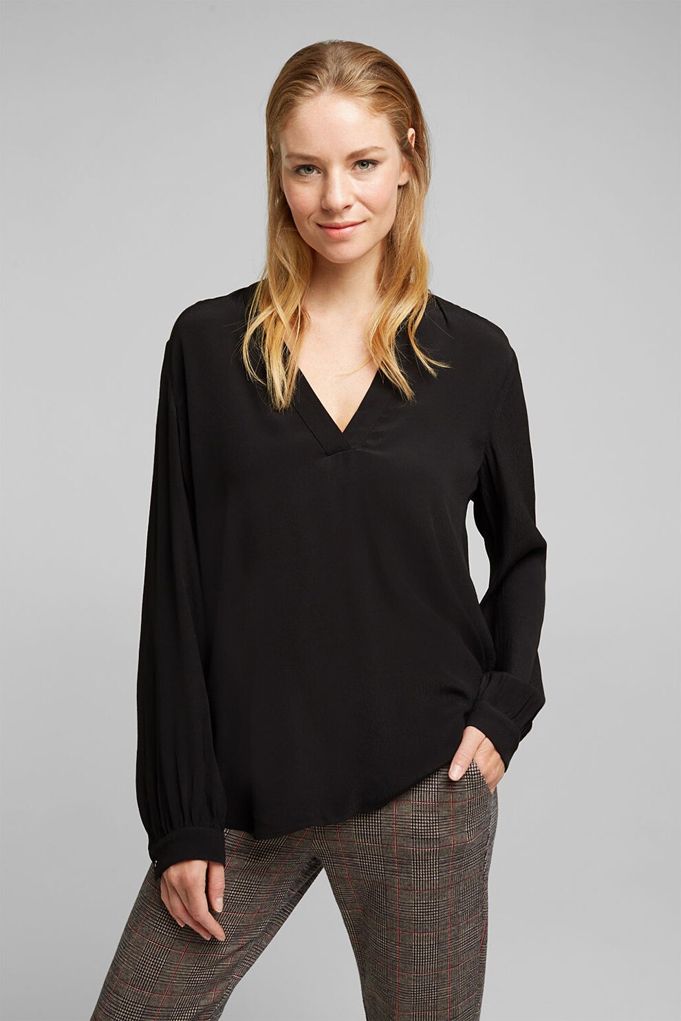 Esprit, Bluza vaporoasa cu decolteu in V, Negru