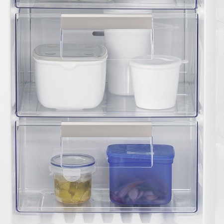 Congelator incorporabil Electrolux LUT6NF18S, 204 l, NoFrost, Control electronic, Clasa A+, H 177 cm, Alb