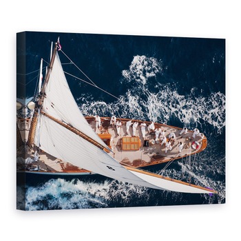 Tablou Canvas - Deasupra Moonbeam, Actiune, Yacht, Aerial, Barca, Oameni, 30 x 40 cm Tablou Canvas - Deasupra Moonbeam, Actiune, Yacht, Aerial, Barca, Oameni, 30 x 40 cm