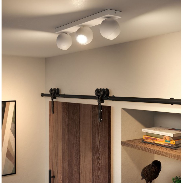 Bara cu 3 spoturi luminoase Philips Buckram Hue, ZigBee Light Link, Bluetooth, 3xGU10, 5W (50W), 350 lm, lumina ambianta alba (2200-6500K), Alb, Intrerupator cu variator inclus, clasa energetica G