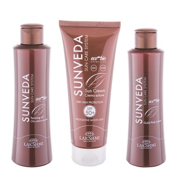 Set 3 produse bio organice protectie solara si ingrijirea pielii dupa soare, Lakshmi, lotiunea hidratanta dupa plaja gold pink 150ml, ulei accelerator bronz uniform 200 ml si crema protectie solara foarte mare +50spf 100ml Set 3 produse bio organice protectie solara si ingrijirea pielii dupa soare, Lakshmi, lotiunea hidratanta dupa plaja gold pink 150ml, ulei accelerator bronz uniform 200 ml si crema protectie solara foarte mare +50spf 100ml