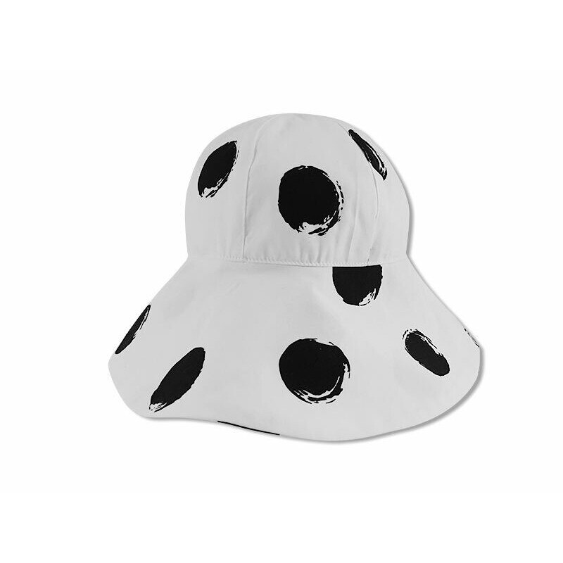 Palarie alba cu buline negre