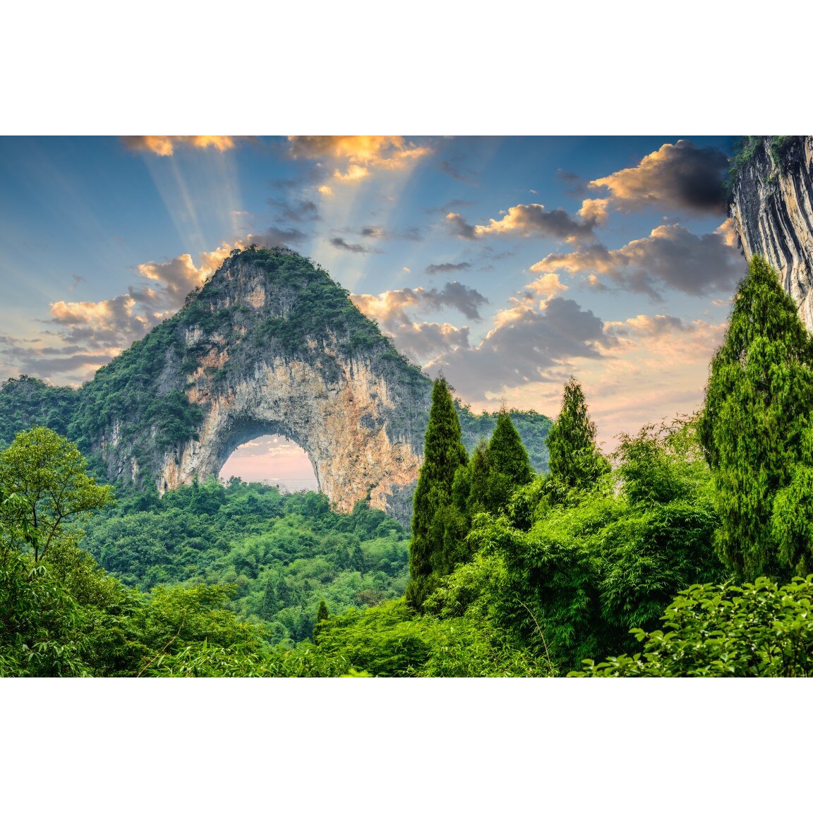 Fototapet de perete autoadeziv si lavabil Poarta spre infinit, 220 x 135 cm