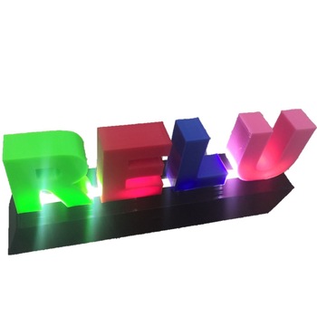 Lampa de veghe, cu leduri si litere personalizate Lampa de veghe, cu leduri si litere personalizate