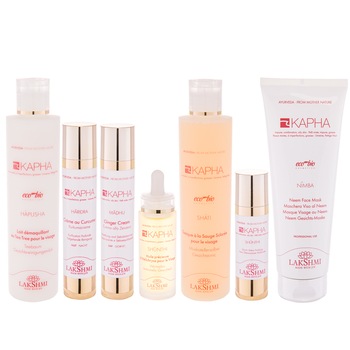 Set complet 7 produse tenul gras, mixt si cu impuritati, Lakshmi, 810 ml, certificate bio-organic Set complet 7 produse tenul gras, mixt si cu impuritati, Lakshmi, 810 ml, certificate bio-organic