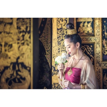 Tablou canvas 50x35 cm, model Portret fata 4 Tablou canvas 50x35 cm, model Portret fata 4