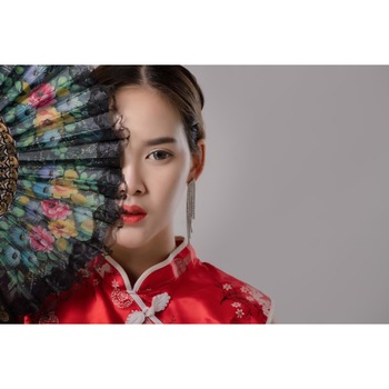 Tablou canvas 100x70 cm, model Portret fata 10 Tablou canvas 100x70 cm, model Portret fata 10