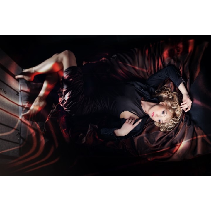 Tablou canvas 100x70 cm, model Portret fata 28