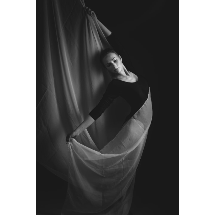 Tablou canvas 50x35 cm, model Portret fata 35