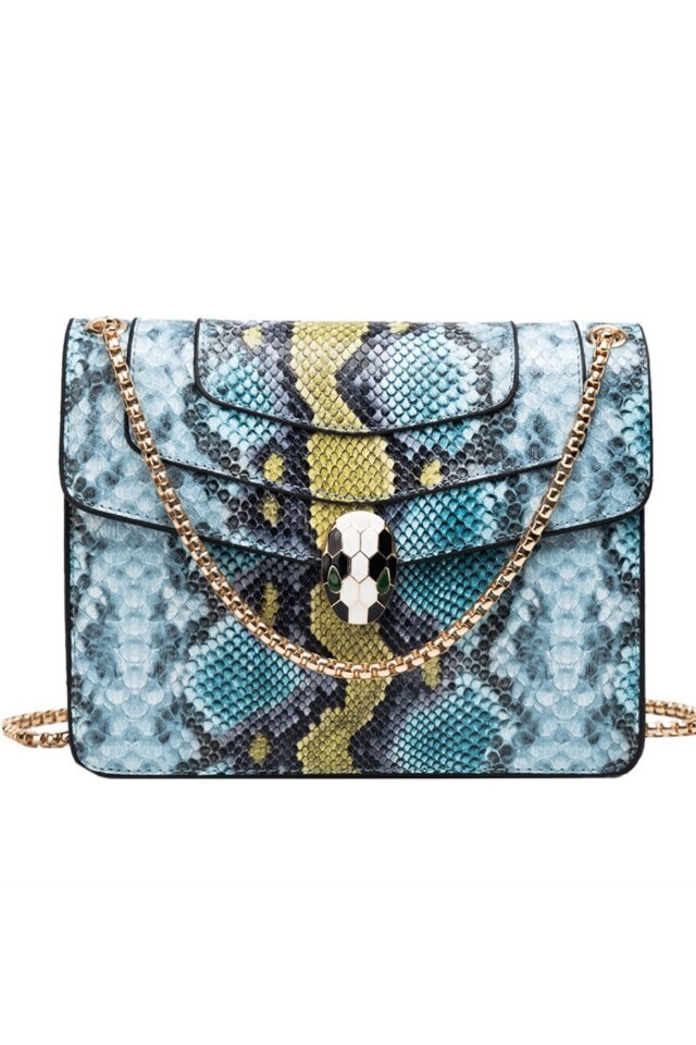 Geanta de dama Chantal albastra din piele ecologica, dimensiuni 22 x 17 x 9 cm