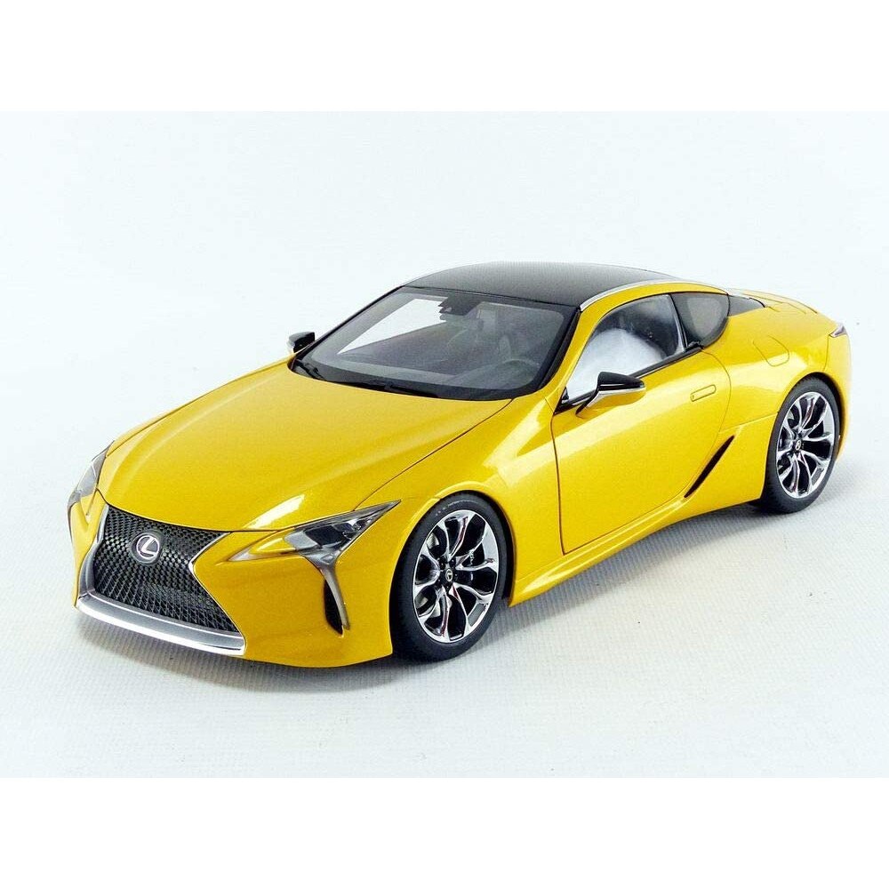 AutoMacheta Auto Lexus LC500 (2017) 1:18, AUTOart, Galben - eMAG.ro