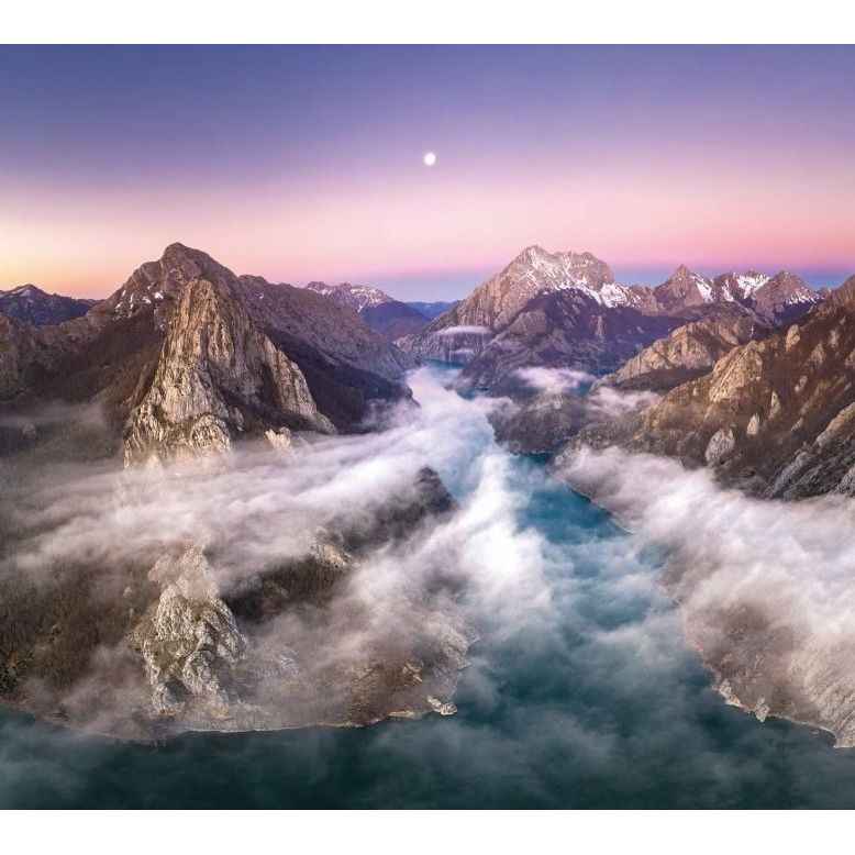 Fototapet peisagistic Wizard Genius 5449-8 dimensiune 288cm (L) x 260cm (I multicolor