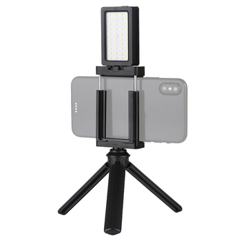 Trepied si maner pentru telefoane mobile, cu lumina led inclusa pentru selfie si filmari Trepied si maner pentru telefoane mobile, cu lumina led inclusa pentru selfie si filmari