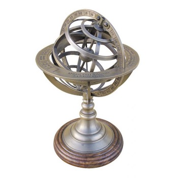 Glob Sea Club cu sfera armilara, din alama antichizata, baza de lemn, H 21.5 cm Glob Sea Club cu sfera armilara, din alama antichizata, baza de lemn, H 21.5 cm