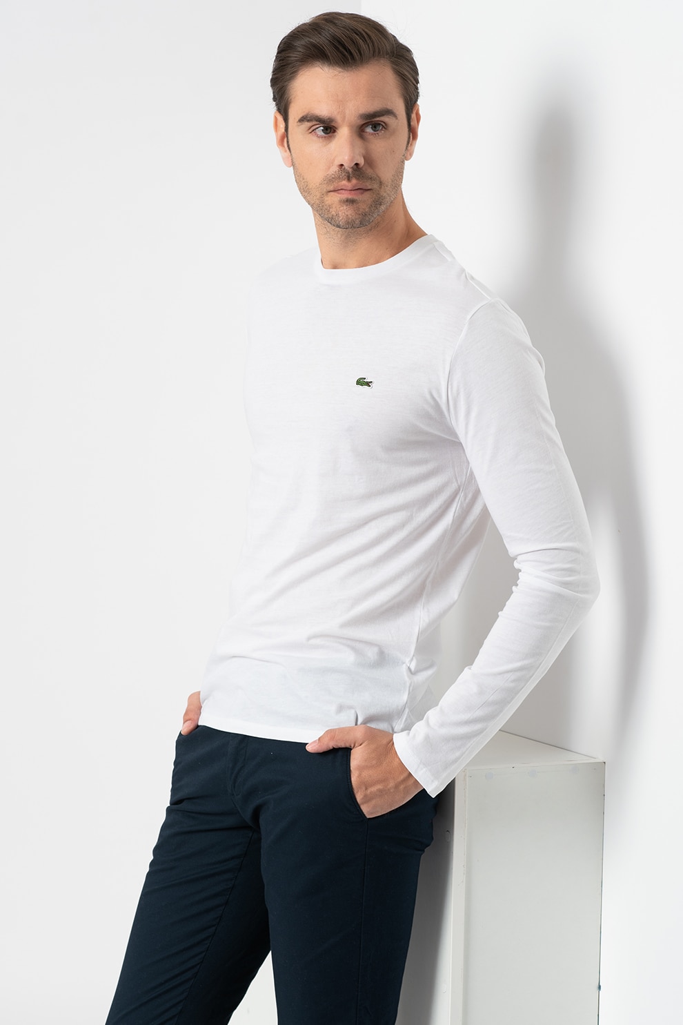 Lacoste, Bluza regular fit cu decolteu la baza gatului, Alb/Negru