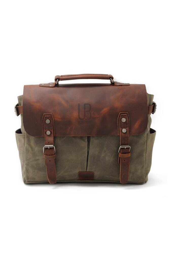 Geanta tip postas barbateasca din piele naturala si material textil cerat URBAN BAG Zvolen Verde