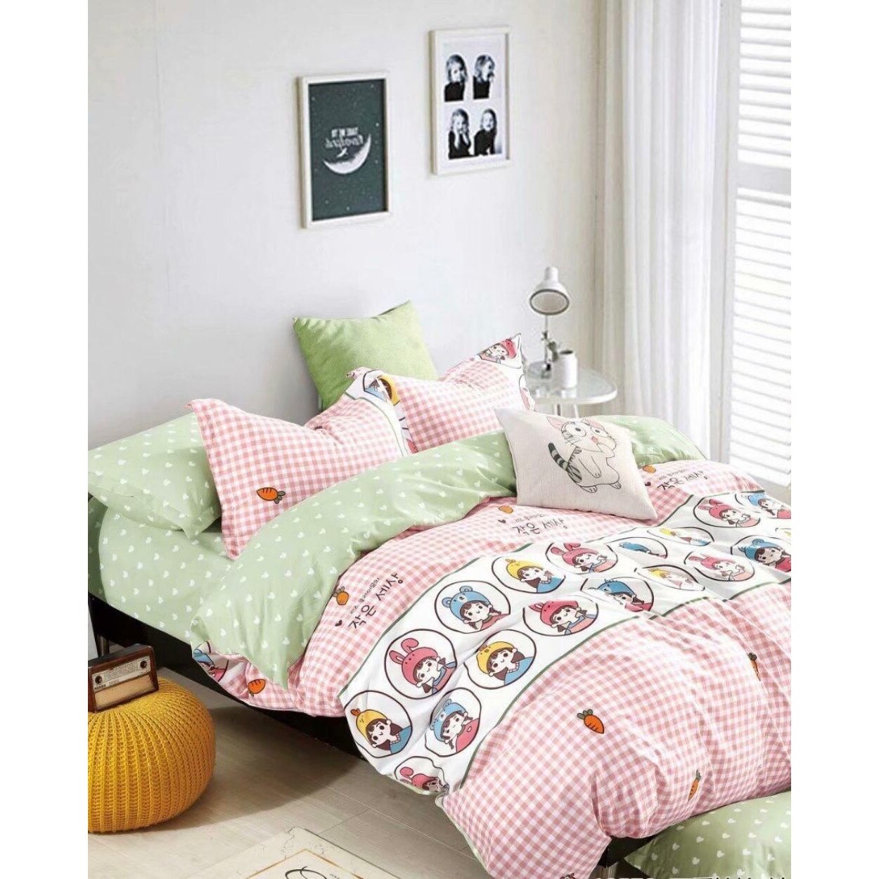 Set Lenjerie Finet Satinat, 4 Piese, Pat 1 Persoana, Crowded