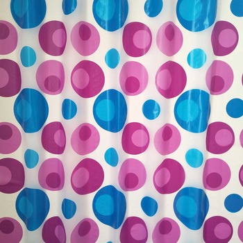 Perdea pentru baie,model buline, ciclam, material poliester, dimensiune 180 x 200 cm Perdea pentru baie,model buline, ciclam, material poliester, dimensiune 180 x 200 cm