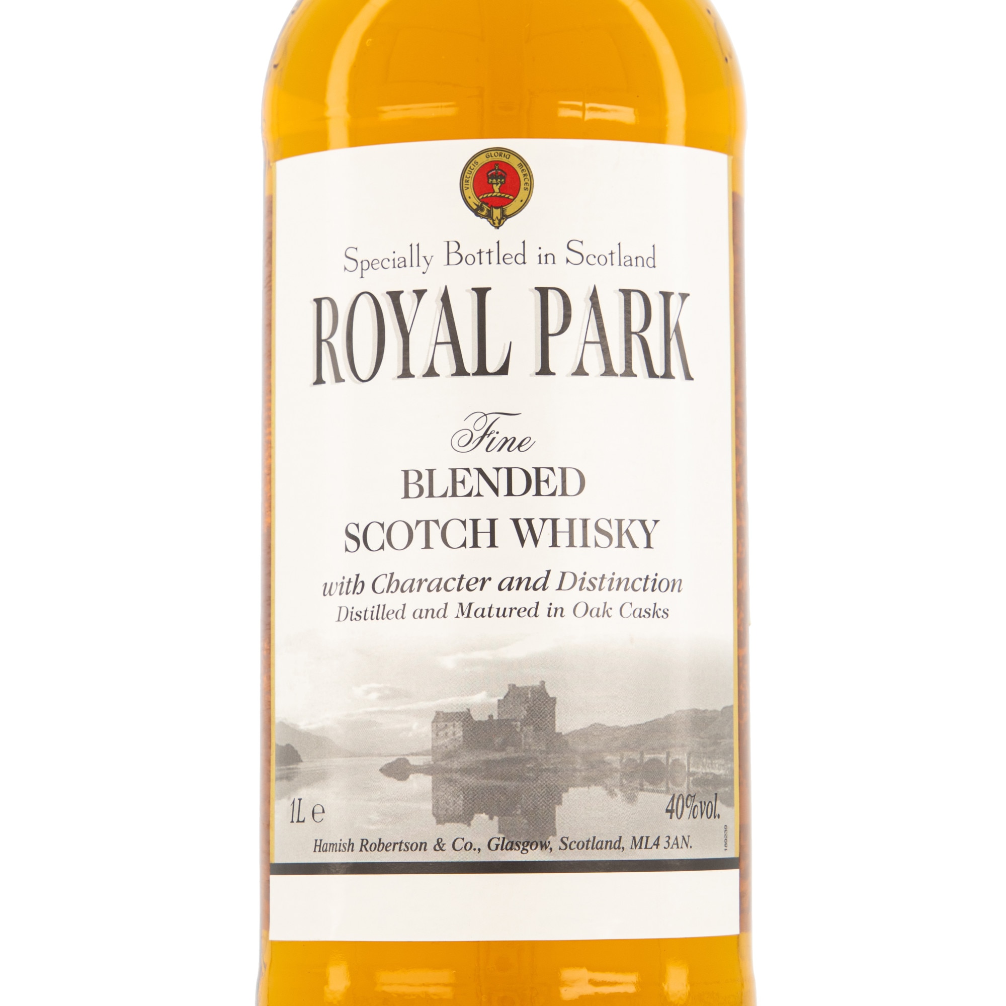 Royal park виски. Royal Park Whisky 40% 1l. Виски Royal Park 1л. Виски Роял парк 1 литр. Роял парк виски фото.