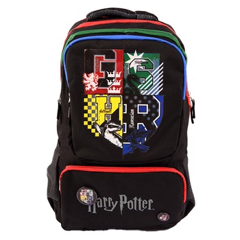 Ghiozdan HARRY POTTER, TEENS, captuseala, 46H x 30 x 16 cm Ghiozdan HARRY POTTER, TEENS, captuseala, 46H x 30 x 16 cm