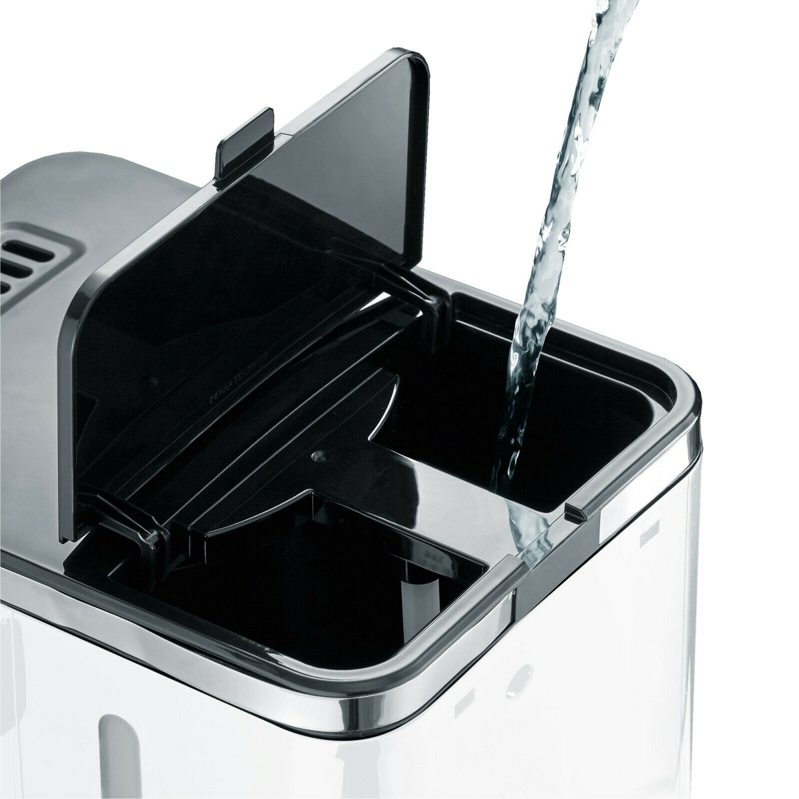 Cafetiera Graef, FK401, cu functie de preinfuzare pentru potentarea aromei, 1000 W, 1.25 L / 10 cesti, alb, High Quality Design