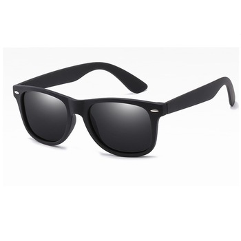 Ochelari de soare Wayfarer cu lentile polarizate si protectie UV400, BTG-1040, Negru Ochelari de soare Wayfarer cu lentile polarizate si protectie UV400, BTG-1040, Negru