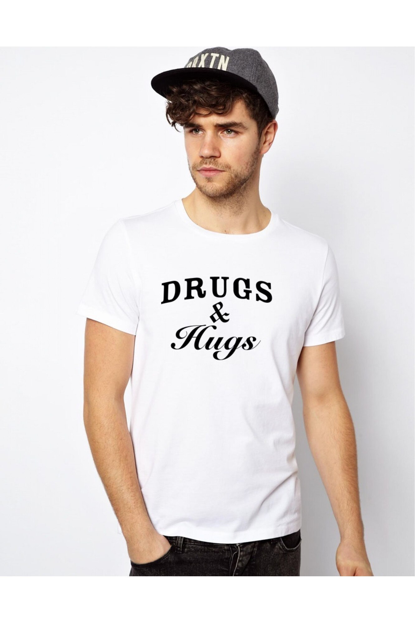 Tricou alb barbati Drugs & Hugs, M