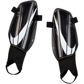 Aparatori fotbal Nike Charge Unisex, Black/White, L Aparatori fotbal Nike Charge Unisex, Black/White, L