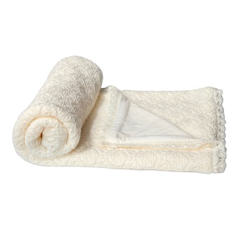 Paturica Doina crem dublata cu bumbac 95x95 cm Paturica Doina crem dublata cu bumbac 95x95 cm