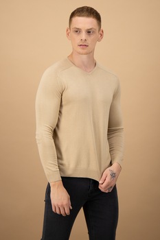 United Colors of Benetton, Pulover din amestec de lana cu decolteu in V, Maro camel, S United Colors of Benetton, Pulover din amestec de lana cu decolteu in V, Maro camel, S